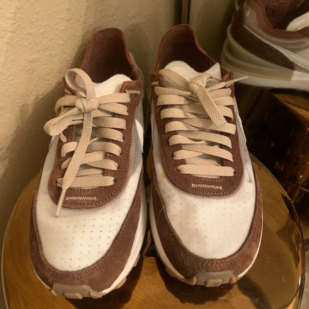 Nike women  sneakers size 6